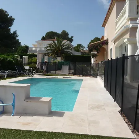 Iris Saint-Raphael (Var)