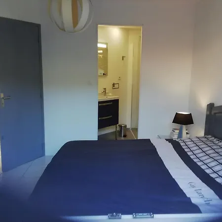 Iris Villa